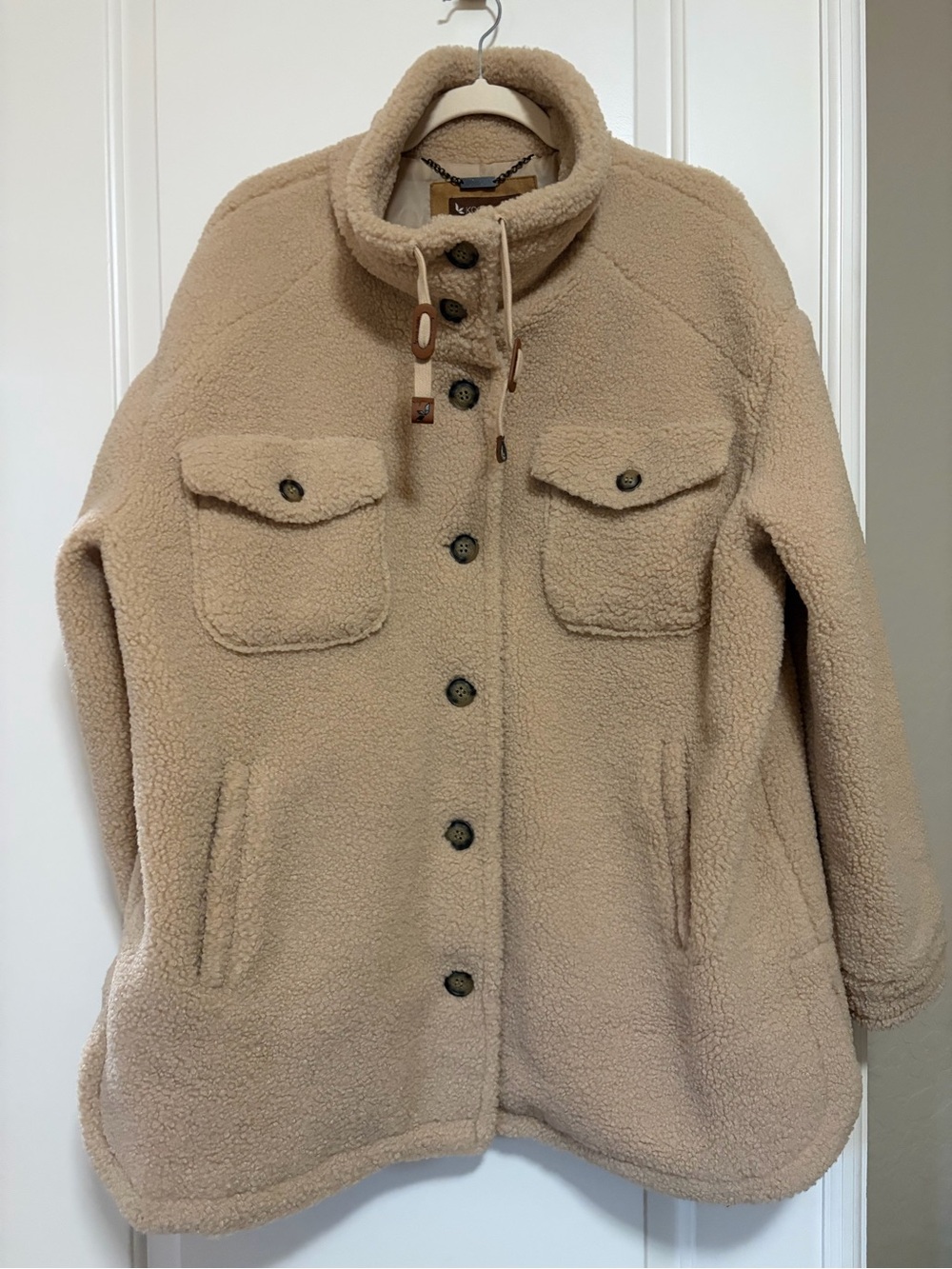 NWOT🧸🤎UGG Koolaburra Doe Tan Teddy Bear Sherpa Button Down Jacket🤎🧸